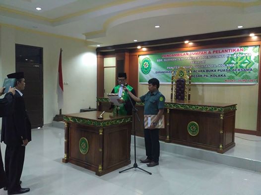 Ketua PA Kolaka Lantik Burhan, SH sebagai Panitera Muda Gugatan