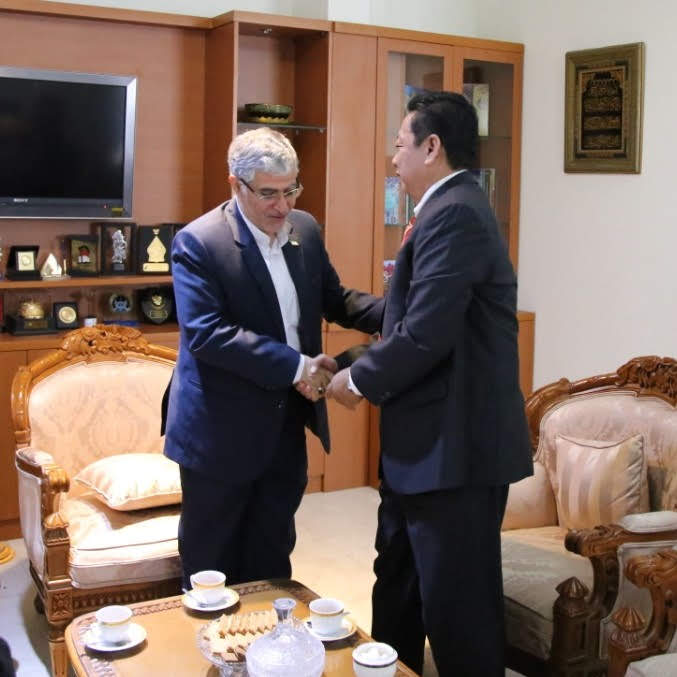 Kembangkan Kerjasama Teknologi Informasi, Dirjen Badilag Datangi Kedubes Iran