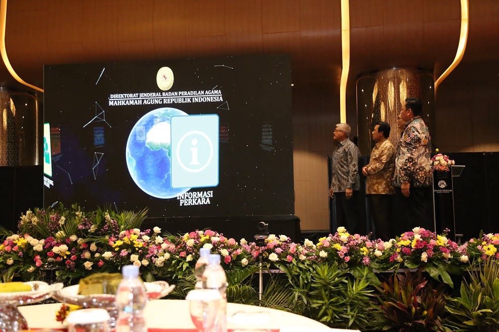 Ketua MA Luncurkan 9 Aplikasi dan Buku Peradilan Agama Yang Agung